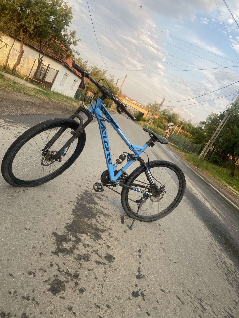 Vând bicicleta MTB Velors