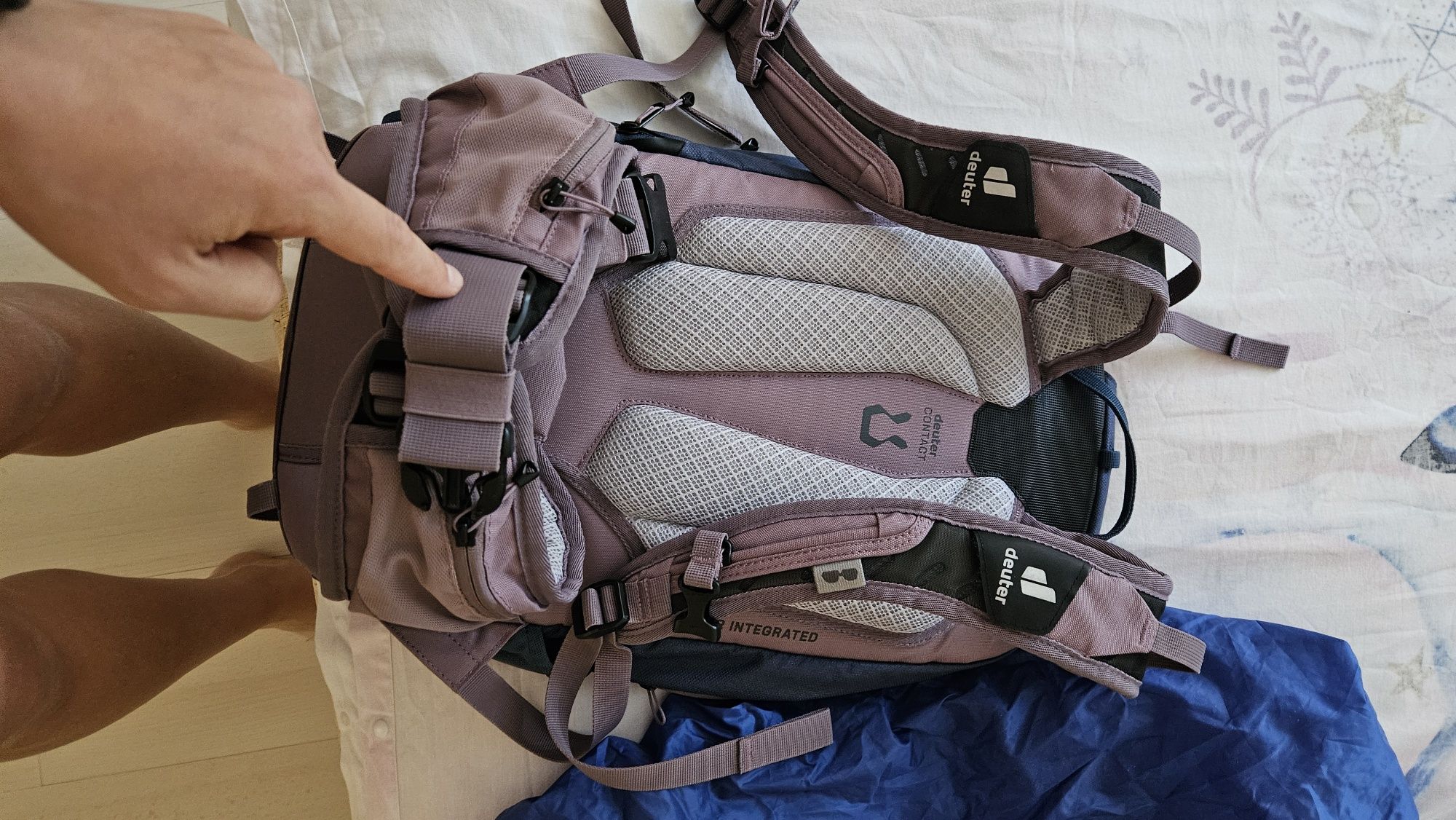 Deuter Attack SL 14L раница за планина и планинско колоездене