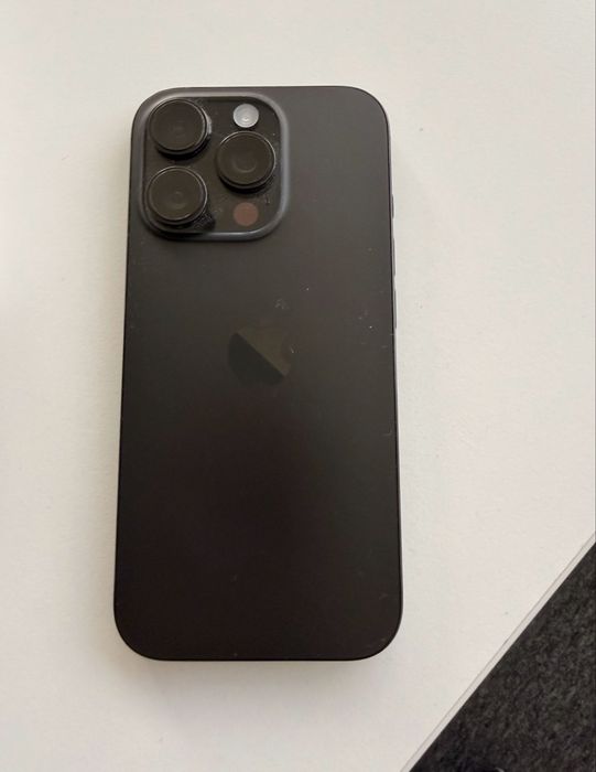 Vand/Schimb IPhone 16 Pro Black Impecabil Ca Nou Cu Samsung