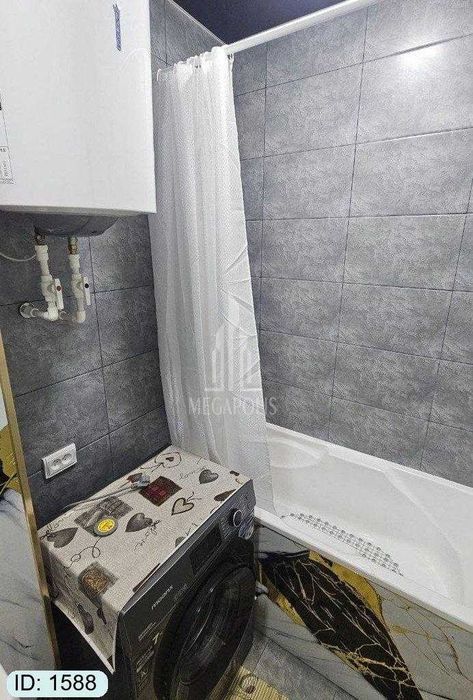 7 mikr tarafda 2 xonali tayyor kvartira sotiladi 120 oyga ham beriladi
