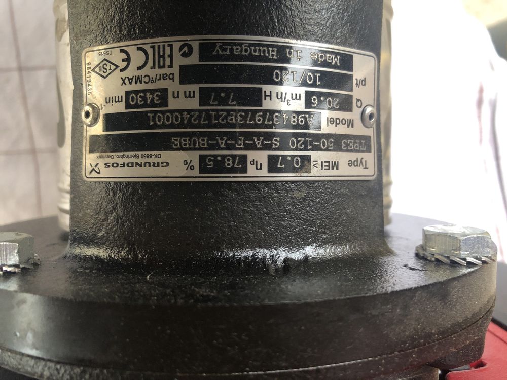 Pompe recirculare  Grundfos Dn 50 si Grundfos Typ UPSD 32-80-180