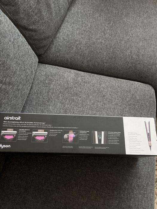 Dyson AirStrait