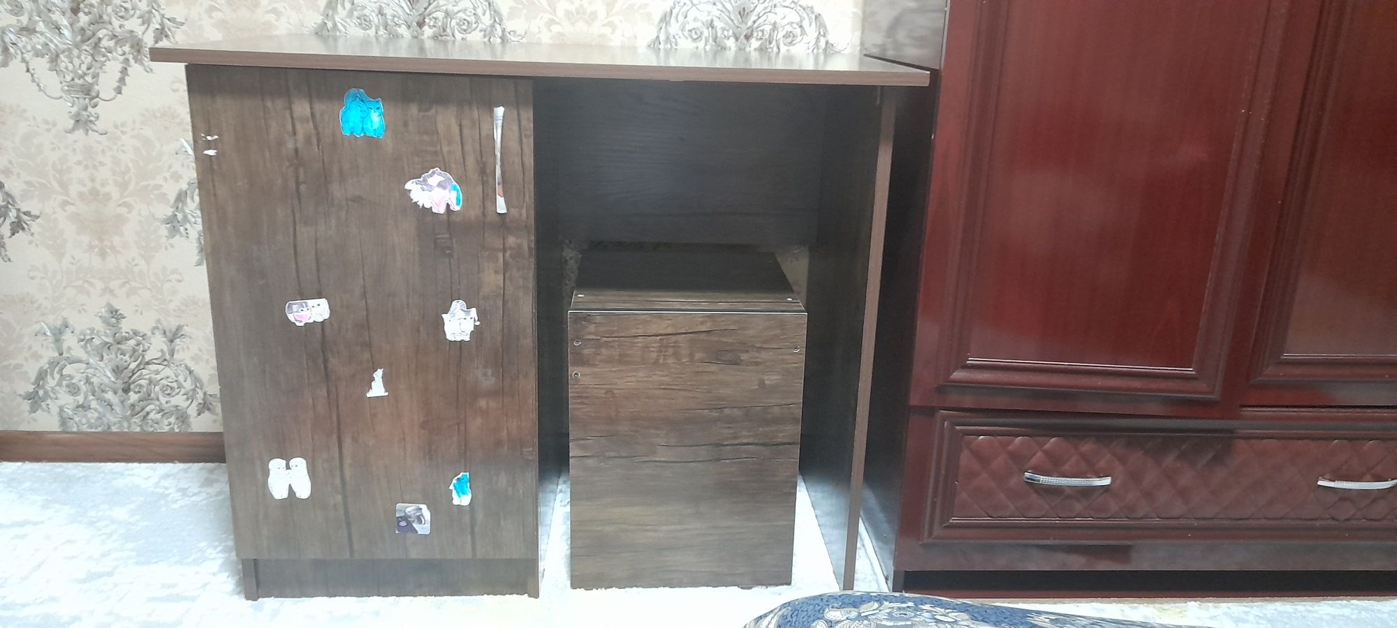 Парта детское с табуреткой