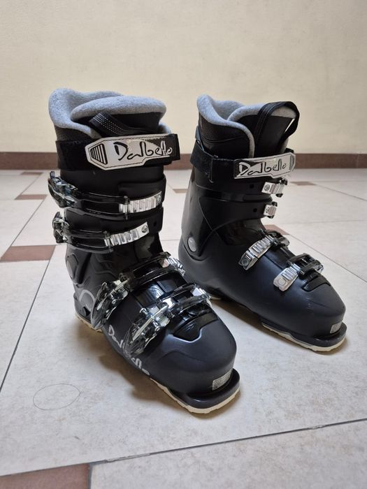 Ботинки для горных лыж