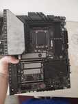 ASUS ROG Maximus Z790 Dark Hero