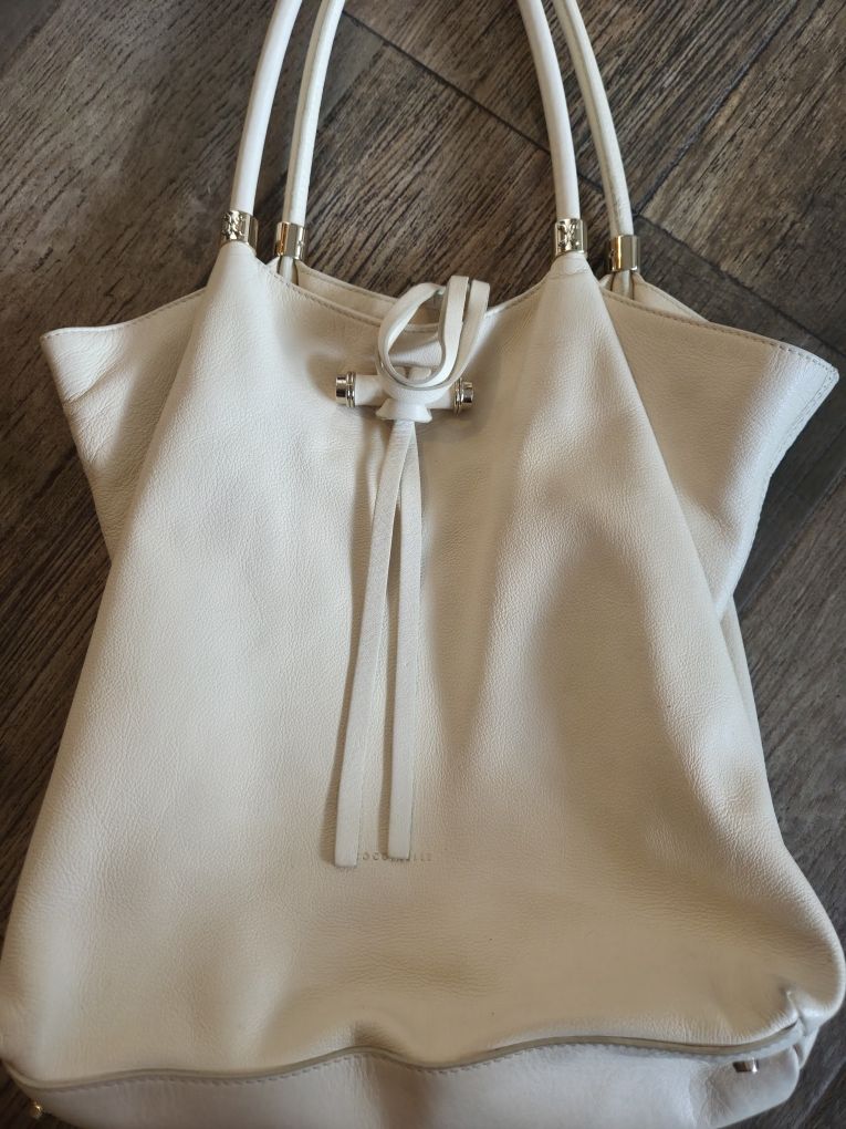 Чанти ест.кожа Guess,Michael Kors,Tosca blue,Coccinrlle,LUPO,DKNY