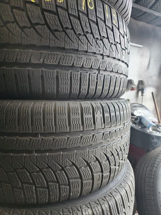 255 40 19 anvelope Pirelli si Nokian de iarna adâncime profil 6,5mm