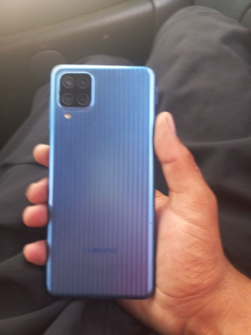 Sotiladi Samsung M12