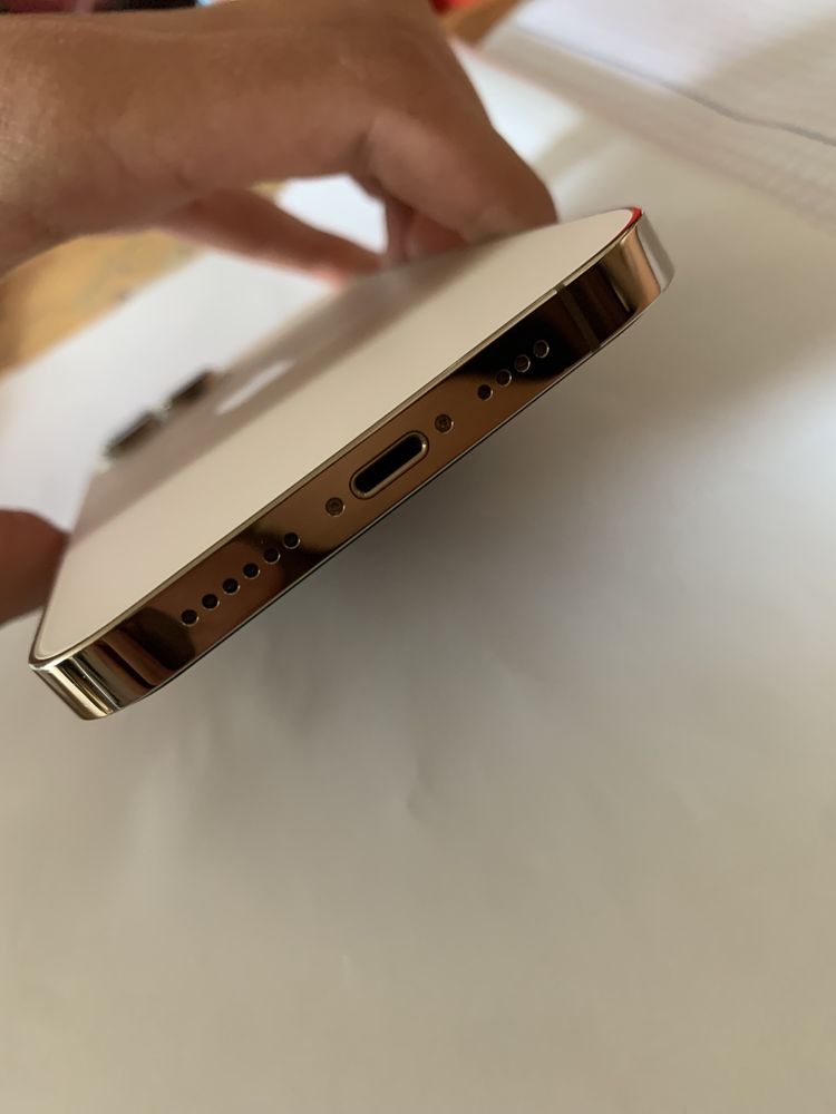 Iphone 13 pro max gold schimb cu iphone 14 pro max+diferenta