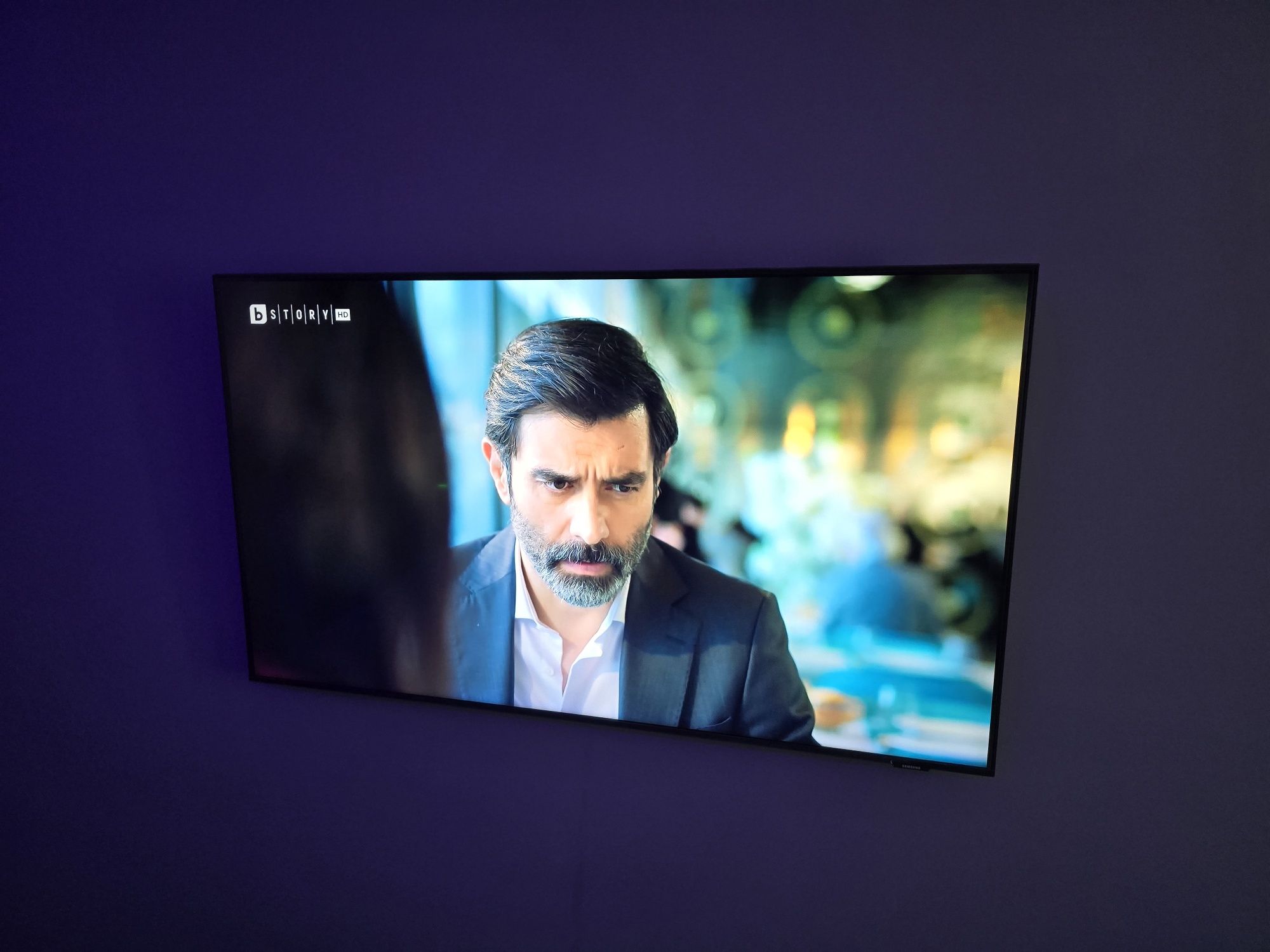 Телевизор Samsung QLED 50" UHD 4K QE-50Q60А в гаранция