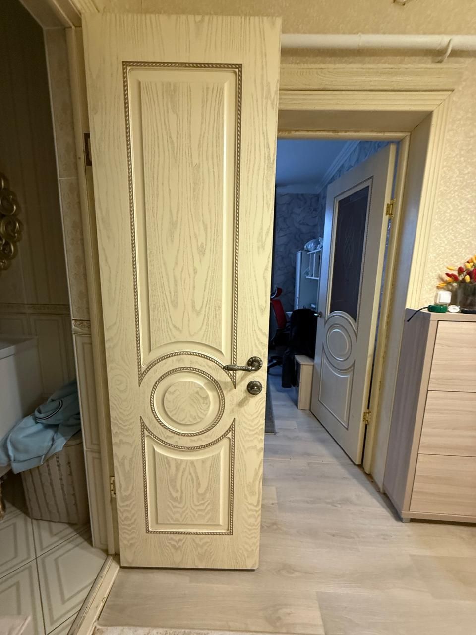 Дверь для дома пишите