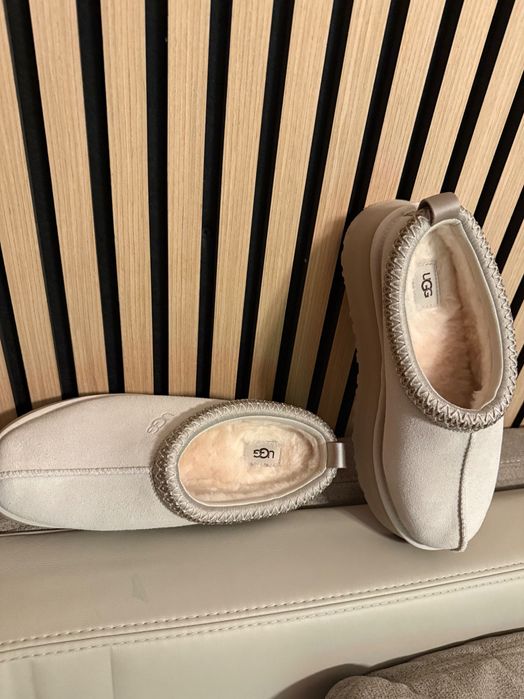 UGG Damă mar 40/ Noi