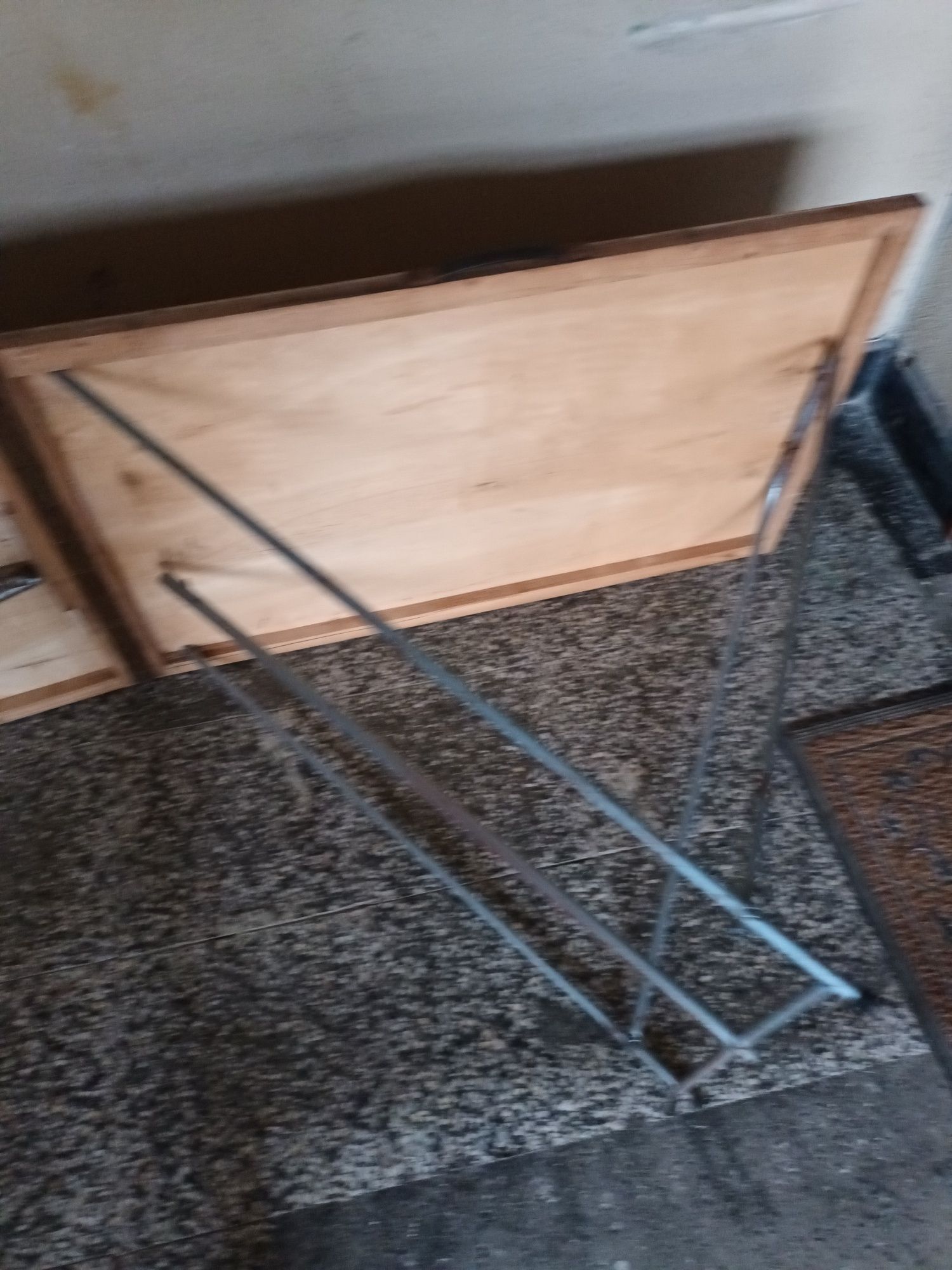 Пазарски сгъваеми дървени маси 2 броя