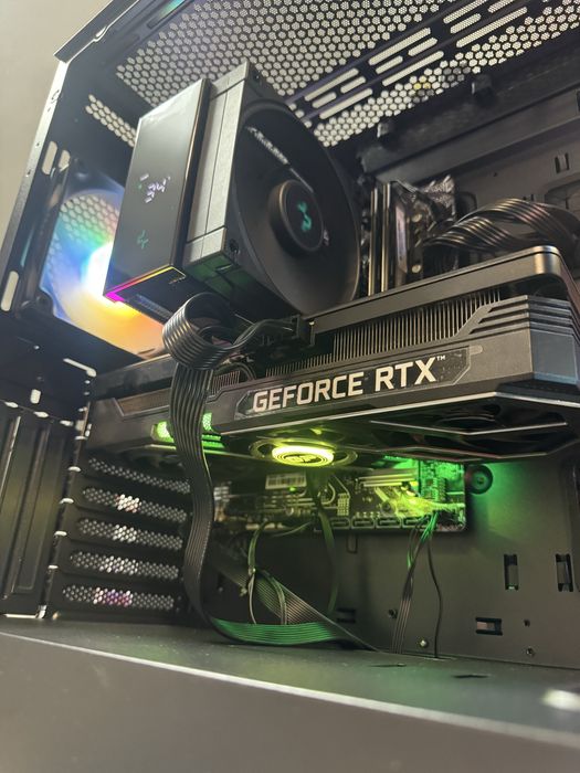 Gaming PC / Геймърски компютър Intel Core i7/32GB RAM/RTX 3070