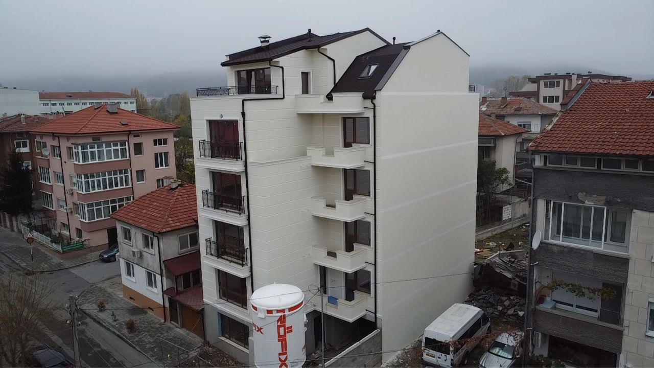 Продава се Магазин в Асеновград - 50 кв.м за 1785 €/кв.м - Снимка #2