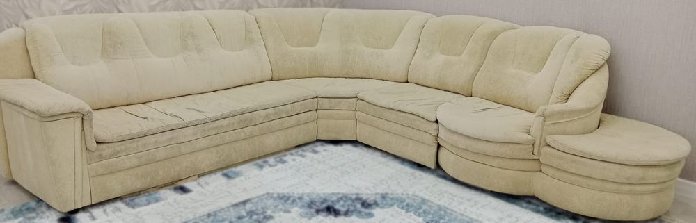 Продается угловой диван.