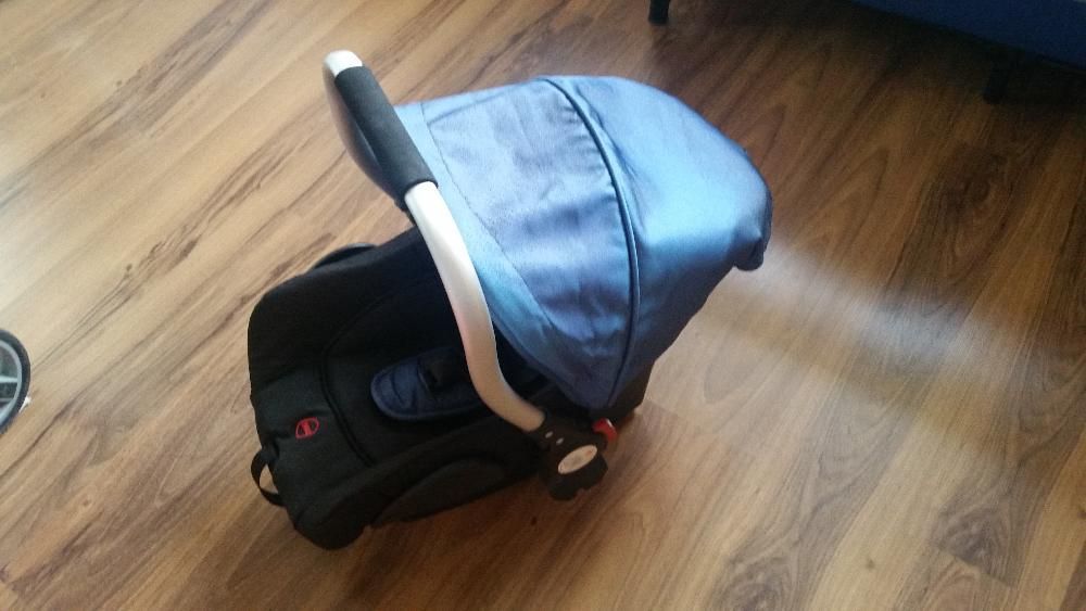 Преносим бебешки стол от 0-13 кг . за кола