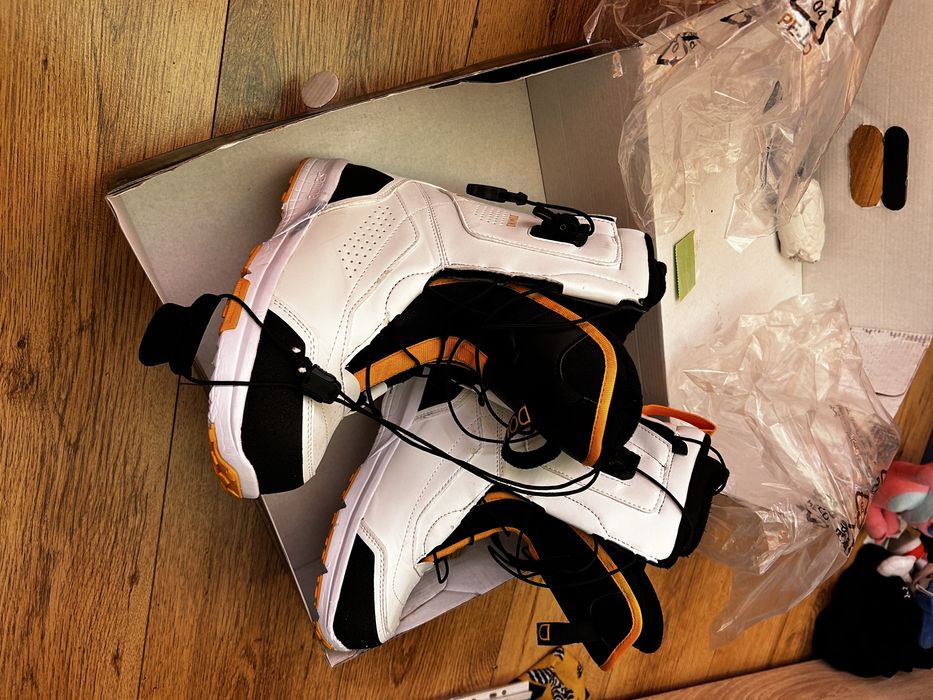 Сноуборд обувки/snowboard shoes