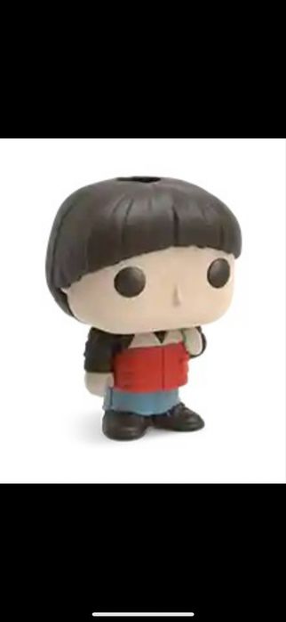 Фигурки на kinder joy Stranger Things