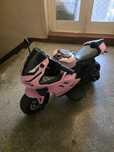 Vând motocicleta/moto copii electrica