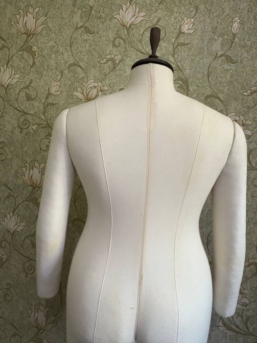 Манекен Pluse size (56-58)