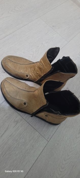 Ботинки демисезонные размер 37