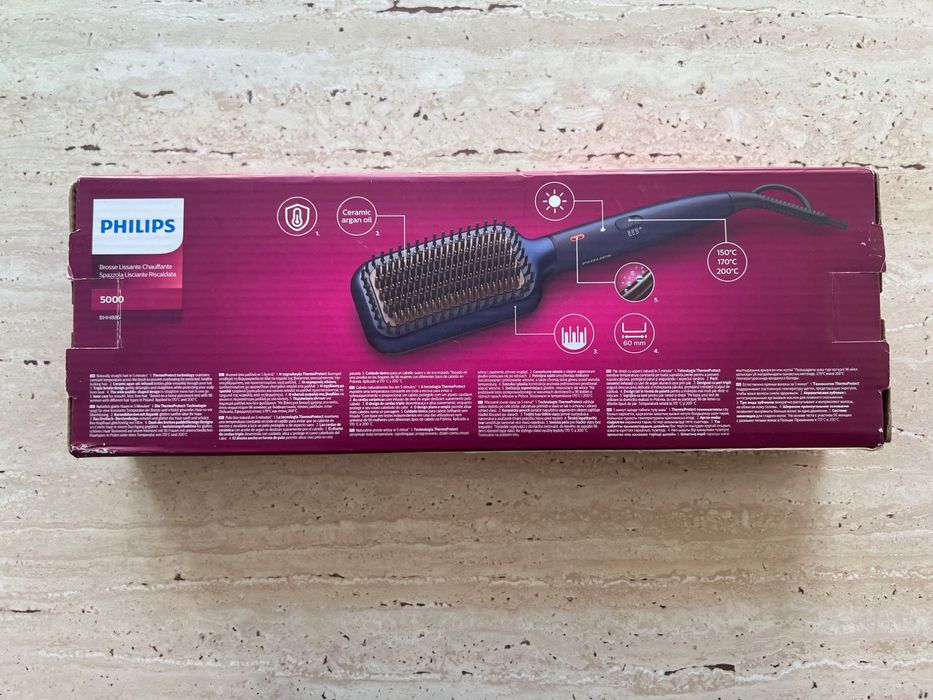 Perie incalzita pentru indreptare Philips BHH885/00