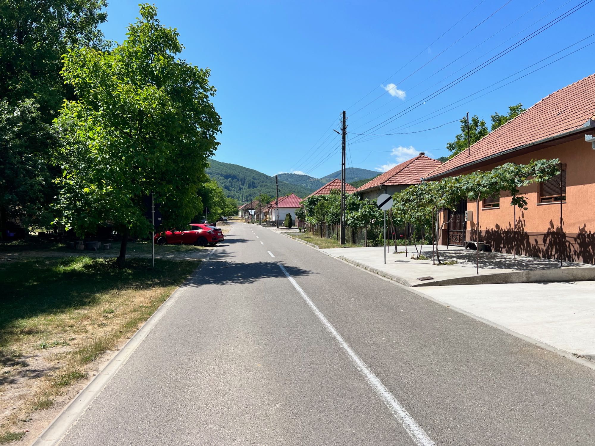 Teren intravilan cu fundatie, in Tarcaita