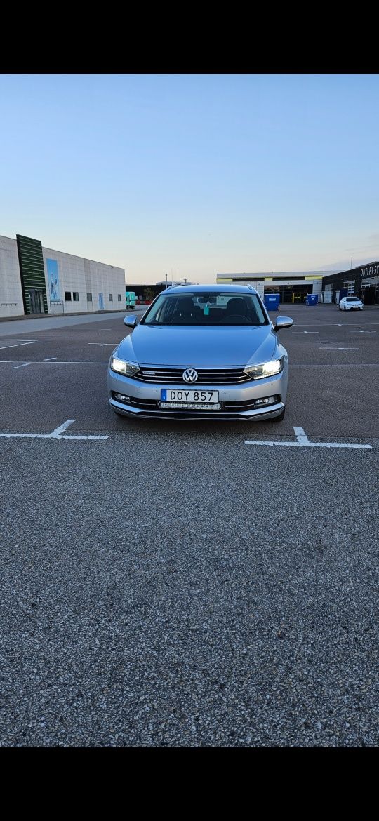 Volkswagen Passat VW Passat Variant Highline 2.0TDI 190CP 4Motion