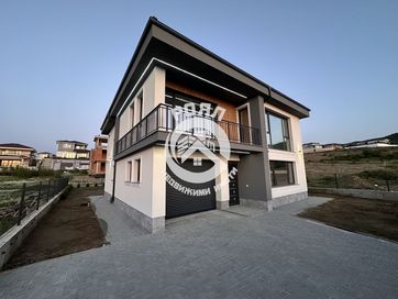 Къща в Пловдив, област-с.Белащица площ 275 цена 350000
