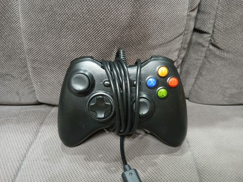Джойстик от Xbox 360 проводной