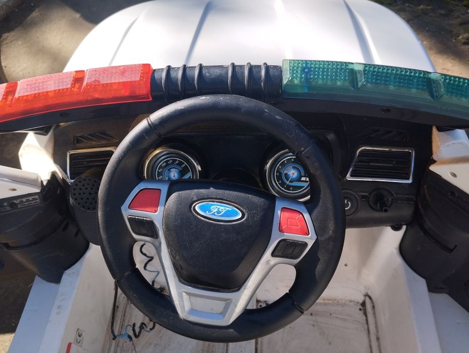 Mașinuță electrică