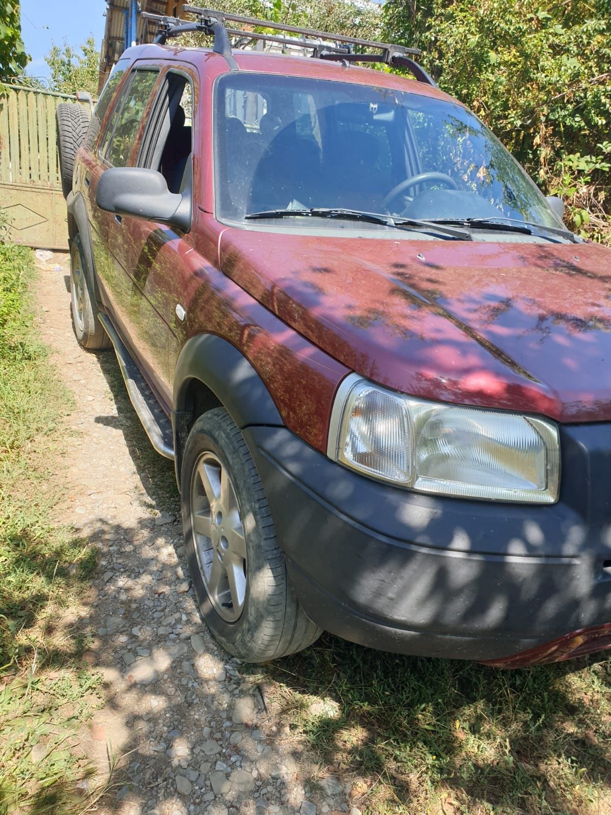 Vând Land Rover T4