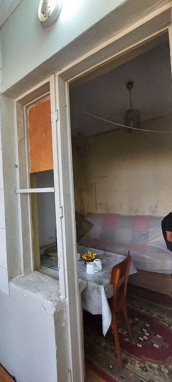 Срочно продается квартира в городе Янгиюле.
