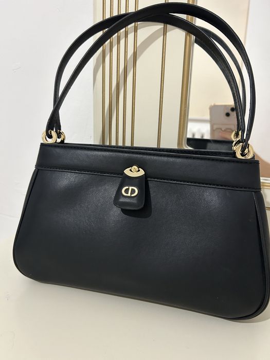 Сумка сатылады. Диор люкс качества