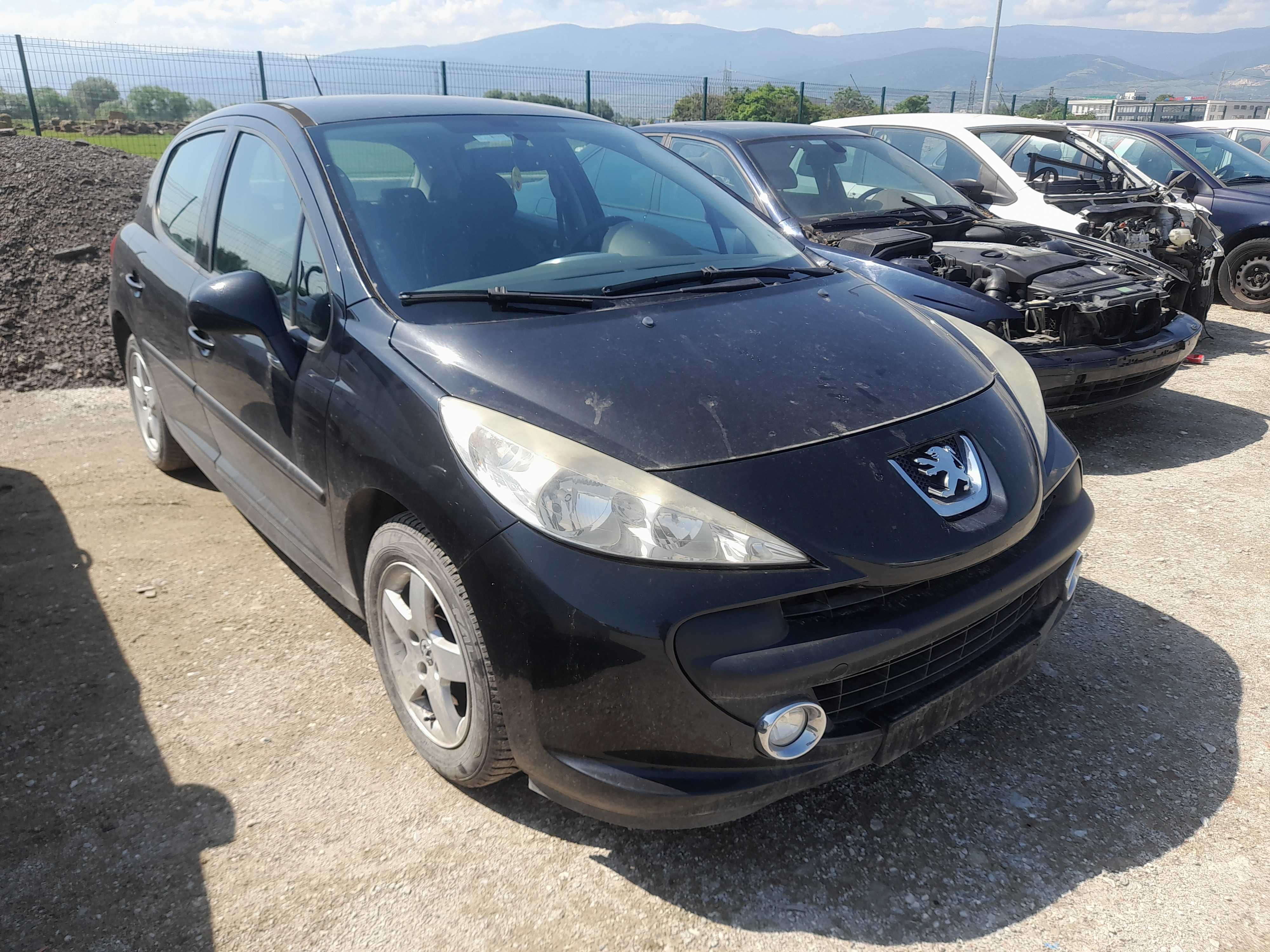 На части! Peugeot 207 1.4i 16v