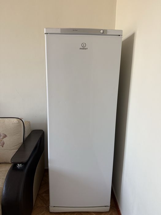 Морозильник Indesit