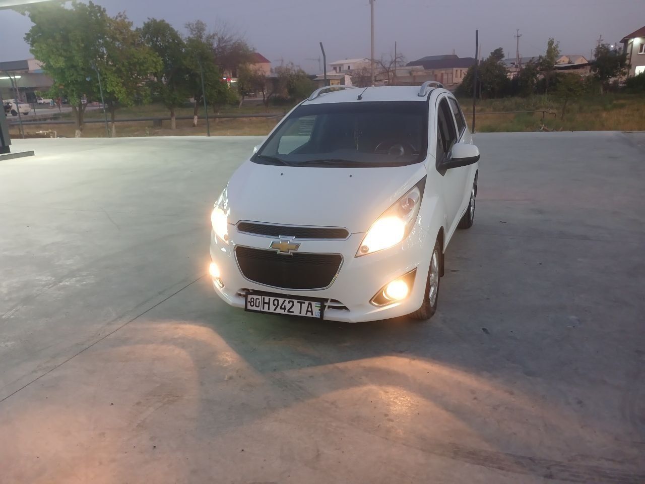 Продам спарк  автомат