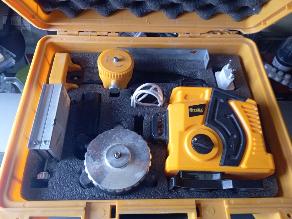 Продам лазерный уровень