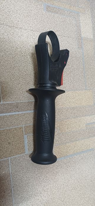 Milwaukee maner negru