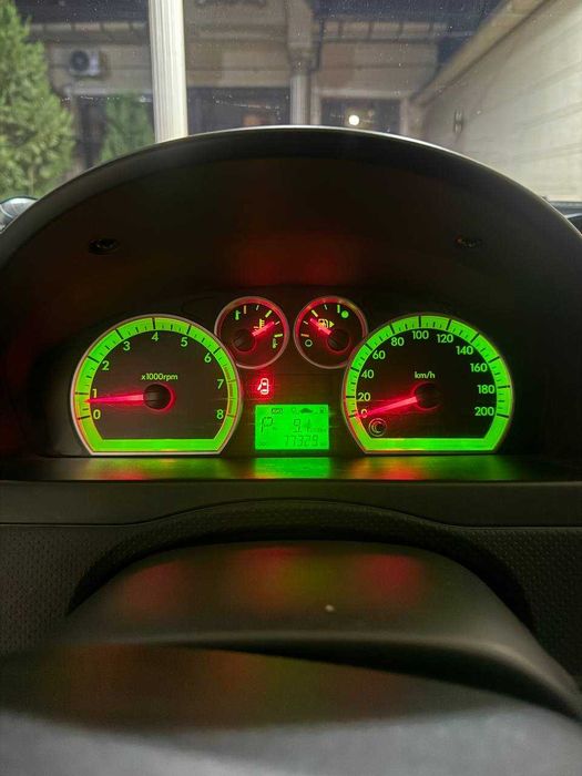 Nexia 3 сотилади