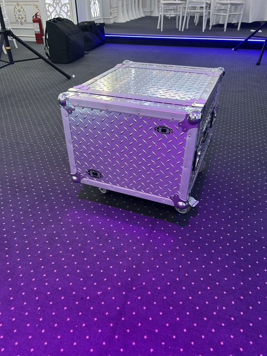 De vanzare rack impecabil