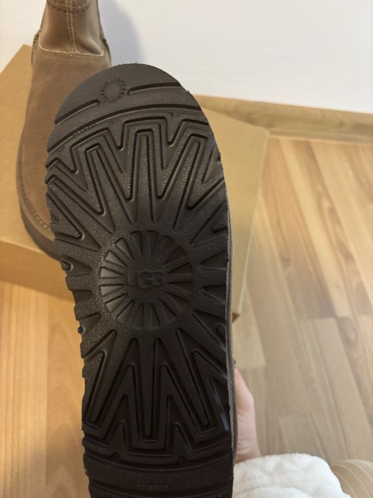 Ugg dipper marimea 36