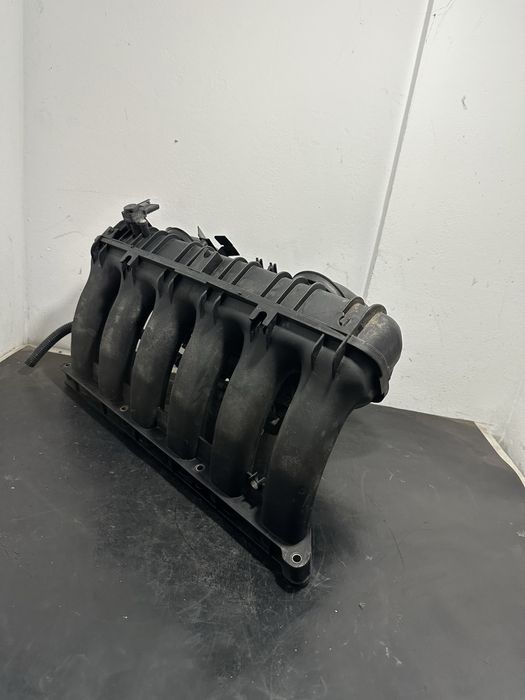 Galerie admisie BMW Seria 3 E90 E91 E92 325i 330i 3.0 benzina N53
