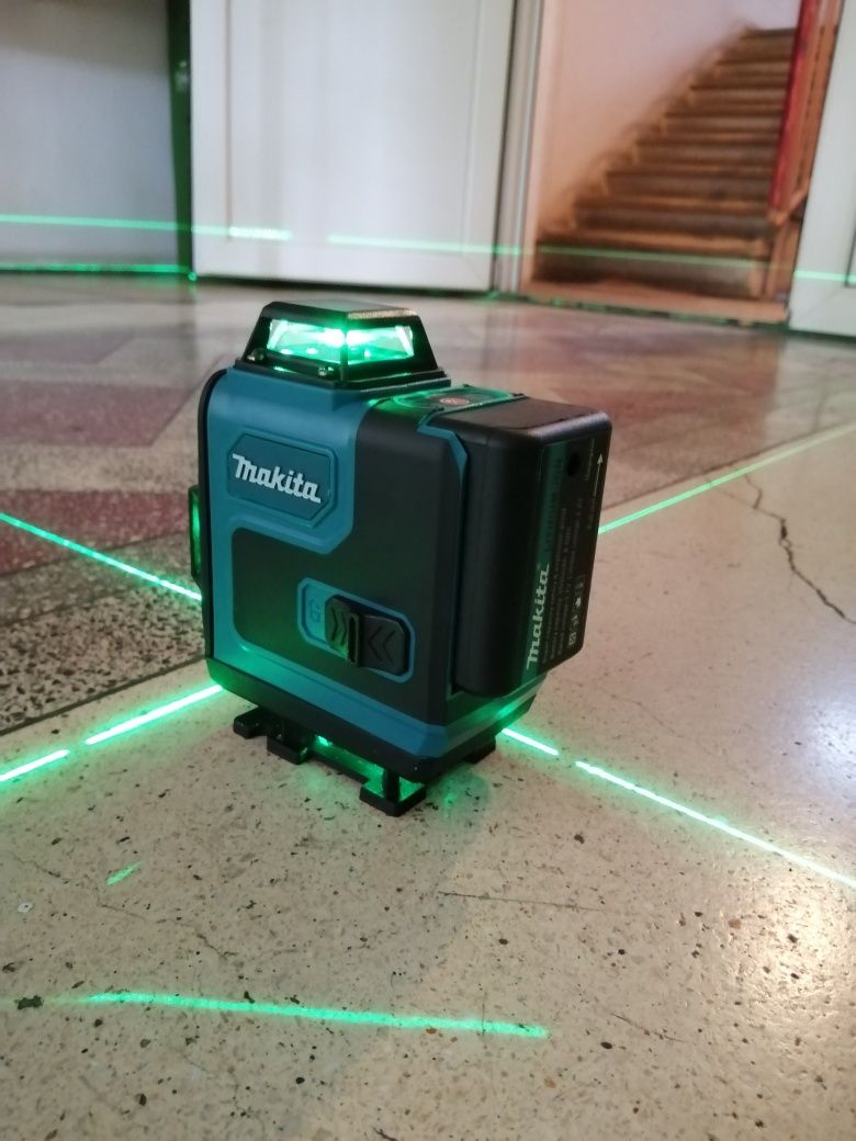 Laser nivel  Makita