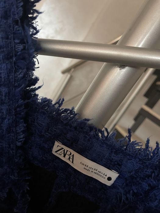 Рокля Zara ,букле ,тъмно синя.Перфекно състояние!Размер хs