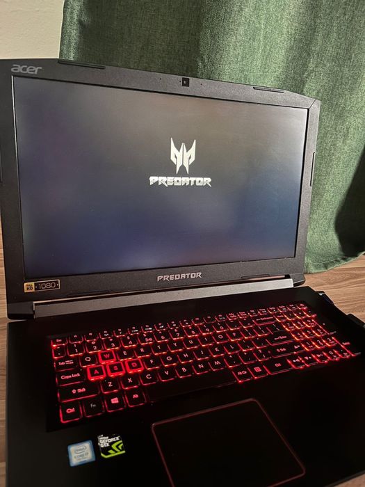 Laptop gaming Acer Predator Helios 300 PH317-51, i7,GTX 1060, 16GB RAM