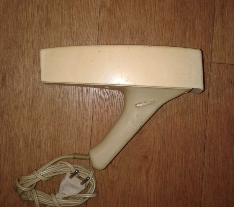 Фен электрический в стиле ретро. Сделано в СССР. Читайте описание.