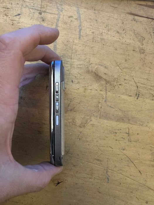 nokia e75 cu butoane