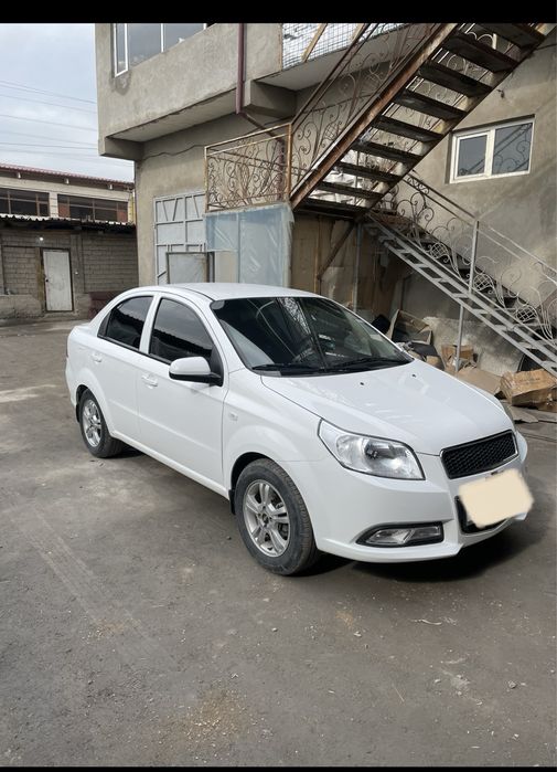 Nexia 3 2018 zudlik b/n